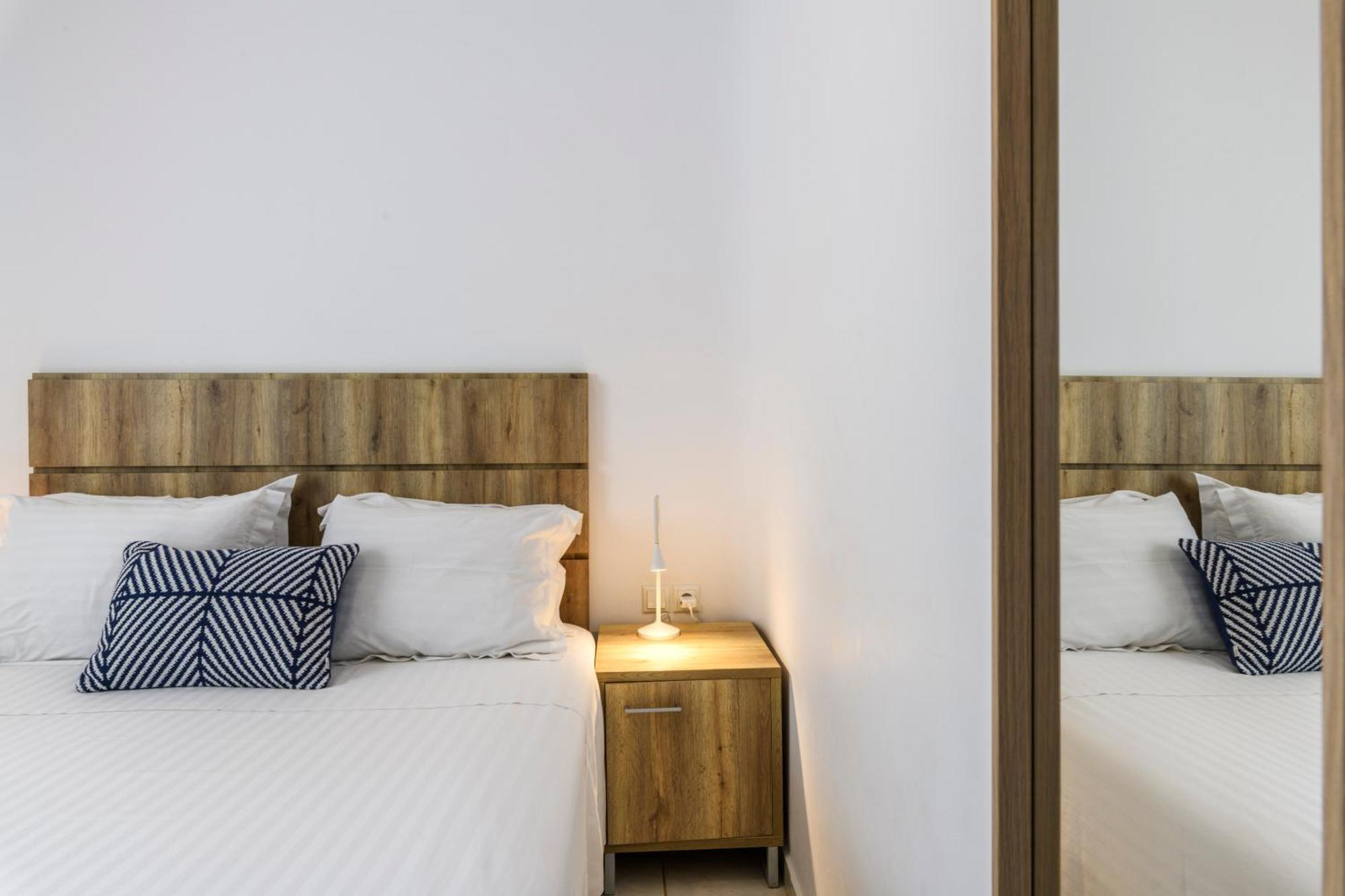 Mykonos Residence Villas&Suites Merchia Beach Exterior foto